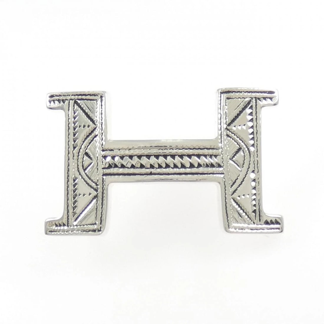 HERMES TOUAREG BUCKLE: Hermes Touareg buckle Brand: HERMES Type/Style: Hermes Jewels/Precious Metals Etc. Material: 925Silver, Color: Silver Size: Approximate dimensions: 29.2mm (height) x 46.6mm (width) Accessories: None
