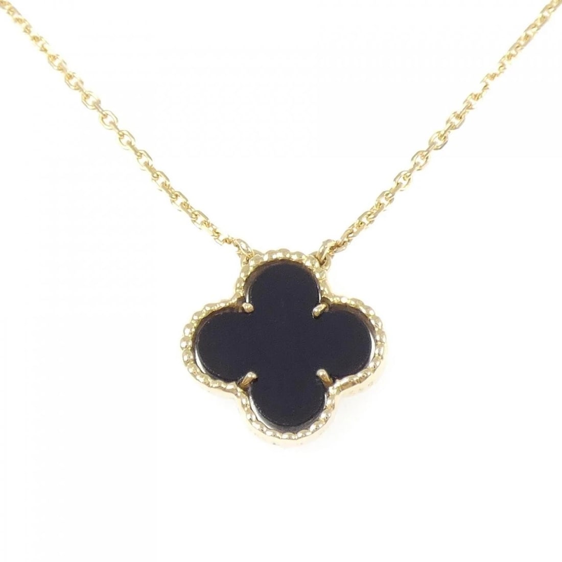 VAN CLEEF & ARPELS ALHAMBRA NECKLACE: Van Cleef & Arpels Alhambra Necklace Brand: Van Cleef & Arpels Type/Style: Van Cleef & Arpels Necklace Material: 750 yellow gold, Color: yellow gold Size: 37?42cm Pendant length approx. x width approx