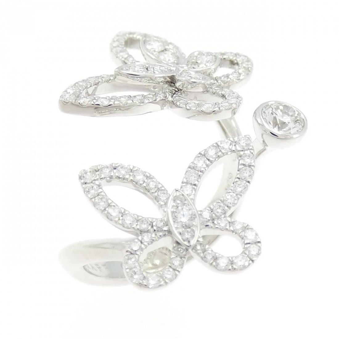 GRAFF MINI BUTTERFLY SILHOUETTE RING: Graff Mini Butterfly Silhouette Ring Brand: GRAFF Type/Style: Graph Ring Material: 750 white gold, Main Stone Natural Color: white gold Size: US5 Accessories: None Accessories Notice: When purchasing