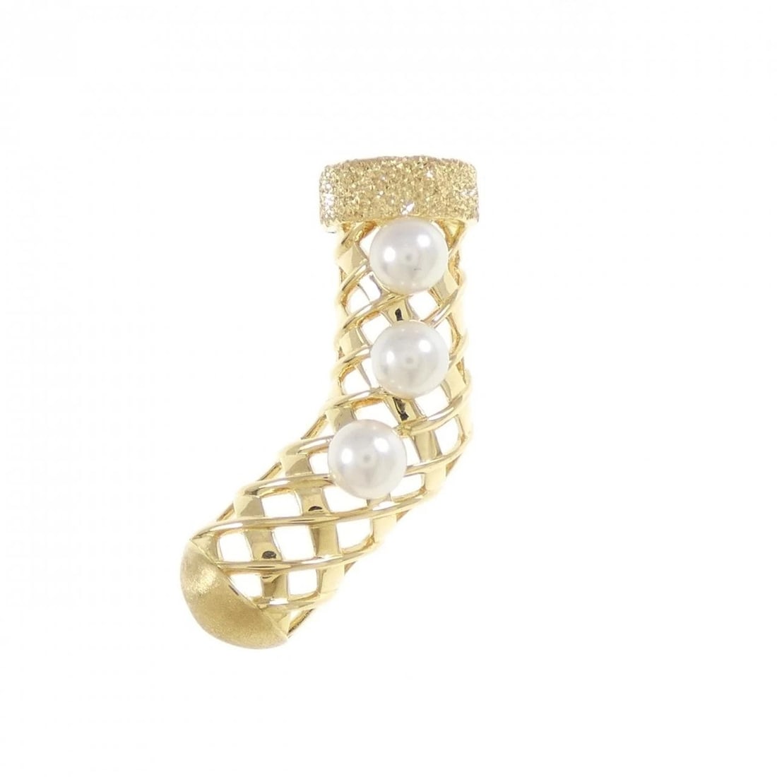 MIKIMOTO AKOYA PEARL BROOCH: Mikimoto Akoya Pearl Brooch Brand: MIKIMOTO Type/Style: MIKIMOTO Pendant/Brooch Material: K18 yellow gold, Color: yellow gold Size: Approx. height x width: 23.1mm x 14.0mm Accessories: None