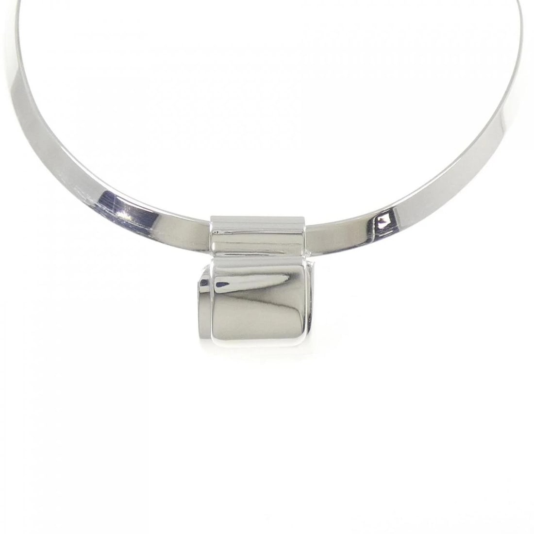 HERMES 925 NECKLACE: Hermes 925 Necklace Brand: HERMES Type/Style: Hermes Necklace Material: 925Silver, Color: Silver Size: 36cm Pendant length approx. x width approx.: 28.9mmx24.0mm Chain maximum width approx.: 7.1mm