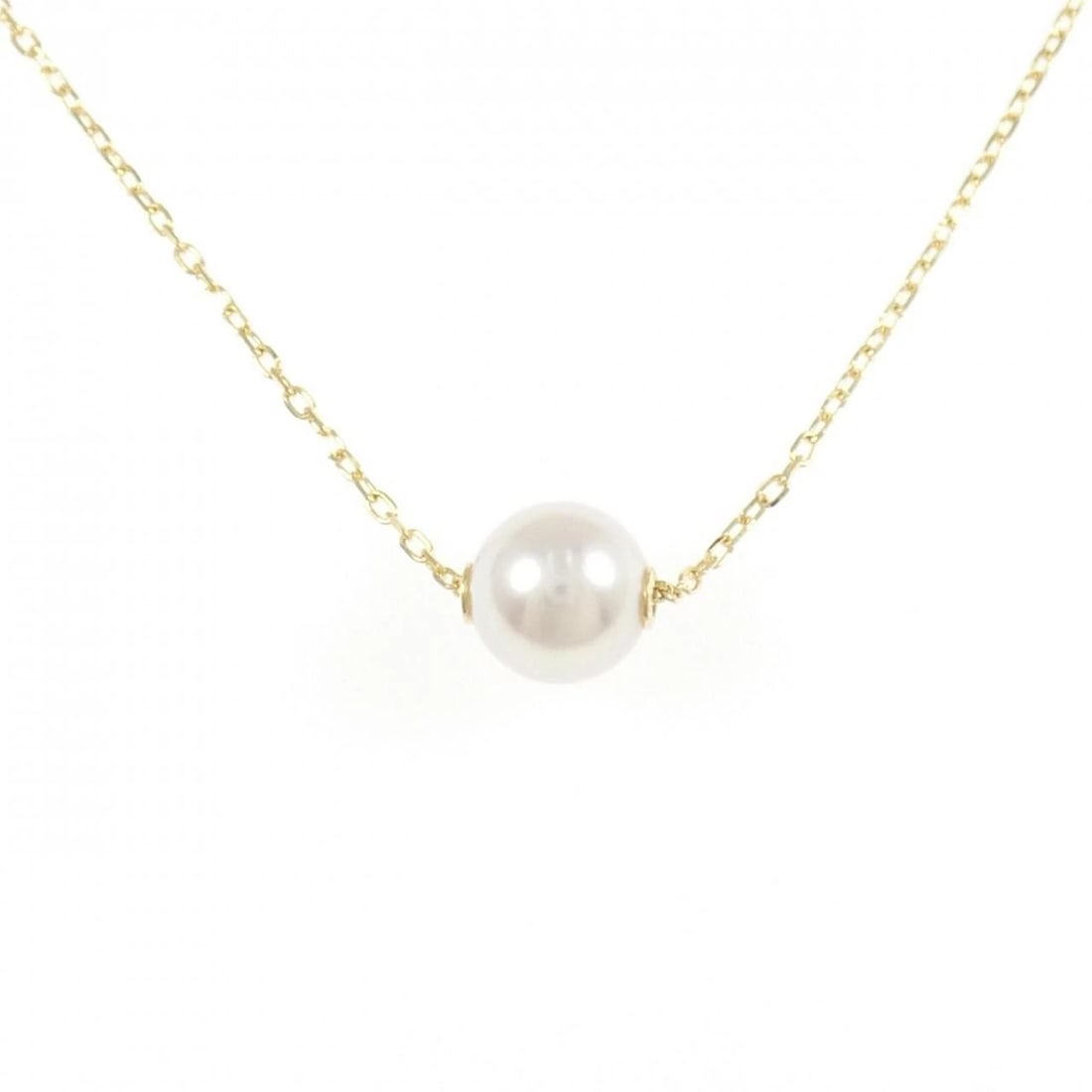 MIKIMOTO AKOYA PEARL NECKLACE: Mikimoto Akoya Pearl Necklace Brand: MIKIMOTO Type/Style: Mikimoto Necklace Material: K18 yellow gold, Color: yellow gold Size: 42cm Diameteraround: 8.2mm Chain maximum width approx.: 1.1mm