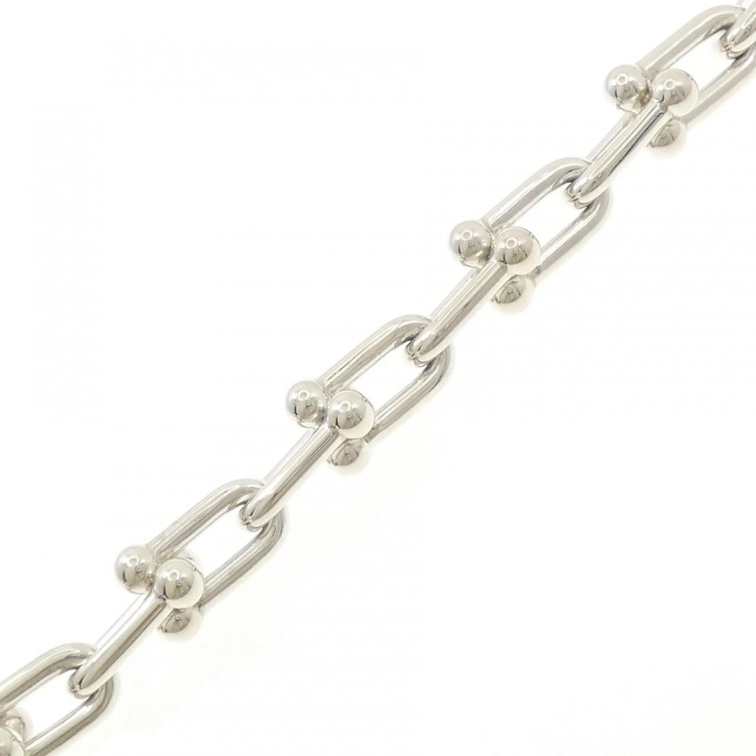 TIFFANY & CO. HARDWARE LINK LARGE BRACELET: TIFFANY & Co. Hardware Link Large Bracelet Brand: TIFFANY&Co. Type/Style: TIFFANY & Co. Bracelet Material: 925Silver, Color: Silver Size: 18cm Max width approx: 12.6mm Accessories: None Accessories
