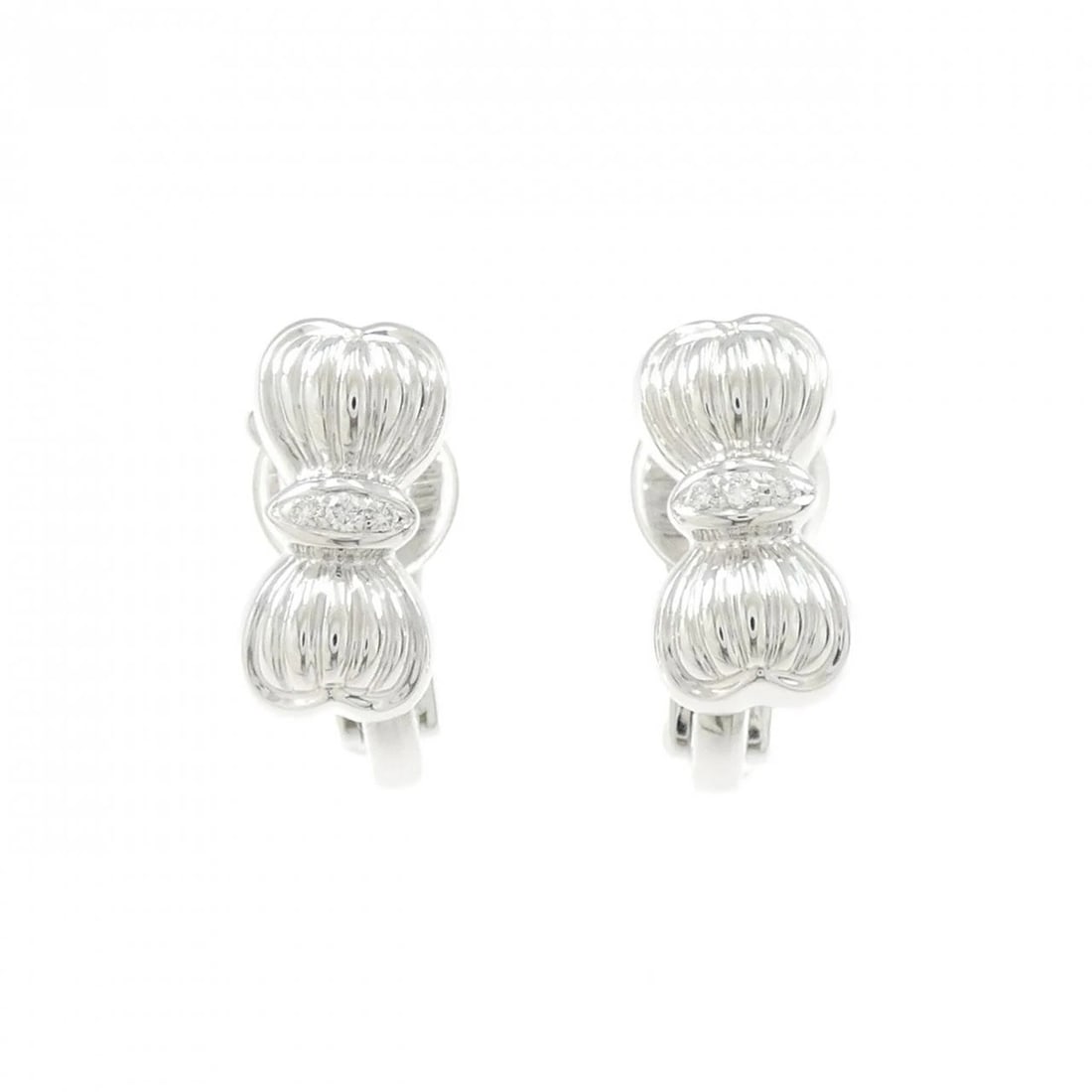 BOUCHERON DIAMOND EARRINGS: Boucheron Diamond Earrings Brand: Boucheron Type/Style: Boucheron Pierce/Earring Material: 750 white gold, Main Stone Natural Color: white gold Size: Approx. height x width: 16.0mm x 7.8mm Accesso