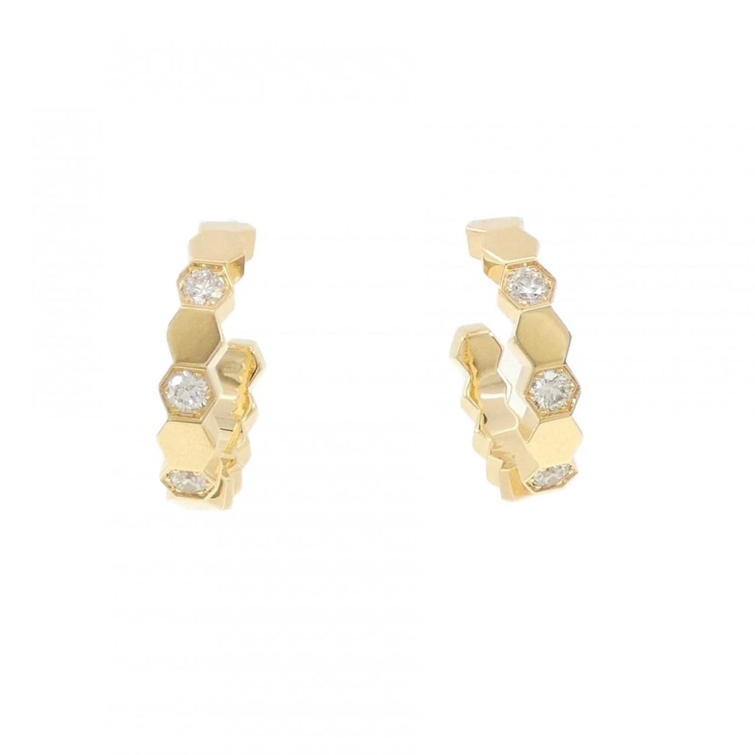 CHAUMET BE MY LOVE PIERCE: Chaumet Be My Love Pierce Brand: Chaumet Type/Style: Chaumet Pierce/Earring Material: 750 yellow gold, Main Stone Natural Color: yellow gold Size: Approx. height x width: 16.0mm x 3.3mm Accessories: