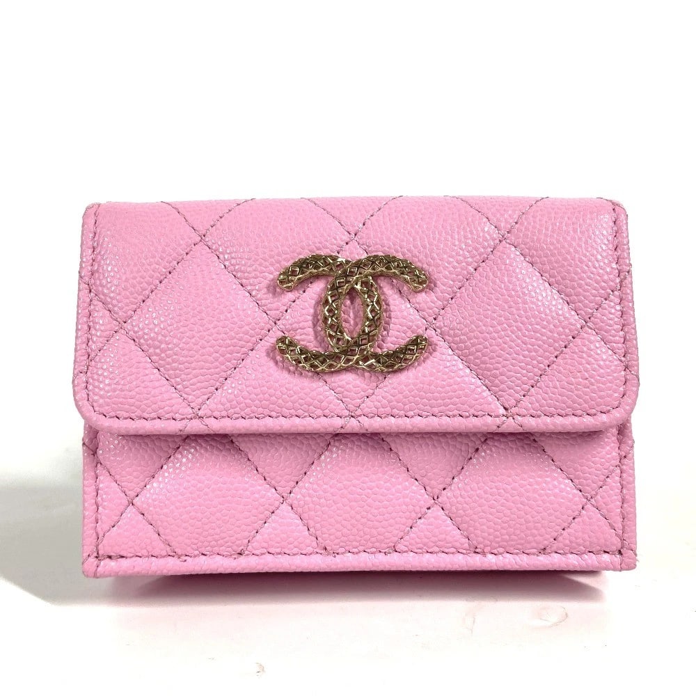 CHANEL CC MARK MATELASSE SMALL FLAP WALLET COMPACT WALLET: CHANEL CC Mark Matelasse Small Flap Wallet Compact wallet Brand: CHANEL Type/Style: Trifold wallet Material: Caviar Leather Color: pinkxGreen Size: W4.1xH3.0inch / W10.5cmxH7.5cm Accessories: None