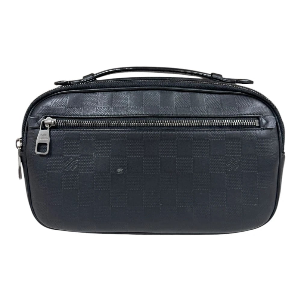 LOUIS VUITTON BODY BAG DAMIER ANFINI: LOUIS VUITTON body bag Damier Anfini Brand: LOUIS VUITTON Type/Style: Sling Bag Material: Exterior Material Damier Anfini Color: Exterior color black Size: W10.6 x H6.3 x D2.4inch Handle:6.3inch A