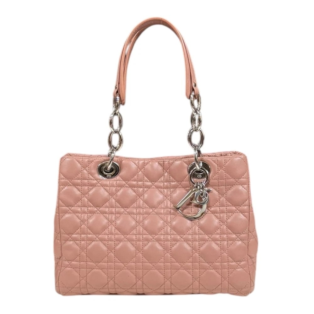 DIOR SHOULDER BAG LEATHER CHAIN CANAGE LADY DIOR: Dior Shoulder Bag leather Chain Canage Lady Dior Brand: Dior Type/Style: Shoulder Bag Material: Exterior Material leather Color: Exterior color pink Size: W11.4 x H8.7 x D4.5inch Accessories: None
