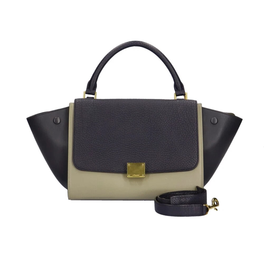 CELINE TRAPEZE HANDBAG CALFSKIN SHOULDER BAG: CELINE Trapeze Handbag Calfskin Shoulder Bag Brand: CELINE Type/Style: Handbag Material: Exterior Material Calfskin Color: Exterior color Navy Size: W10.4 x H8.7 x D6.1inch Handle:13.0inch