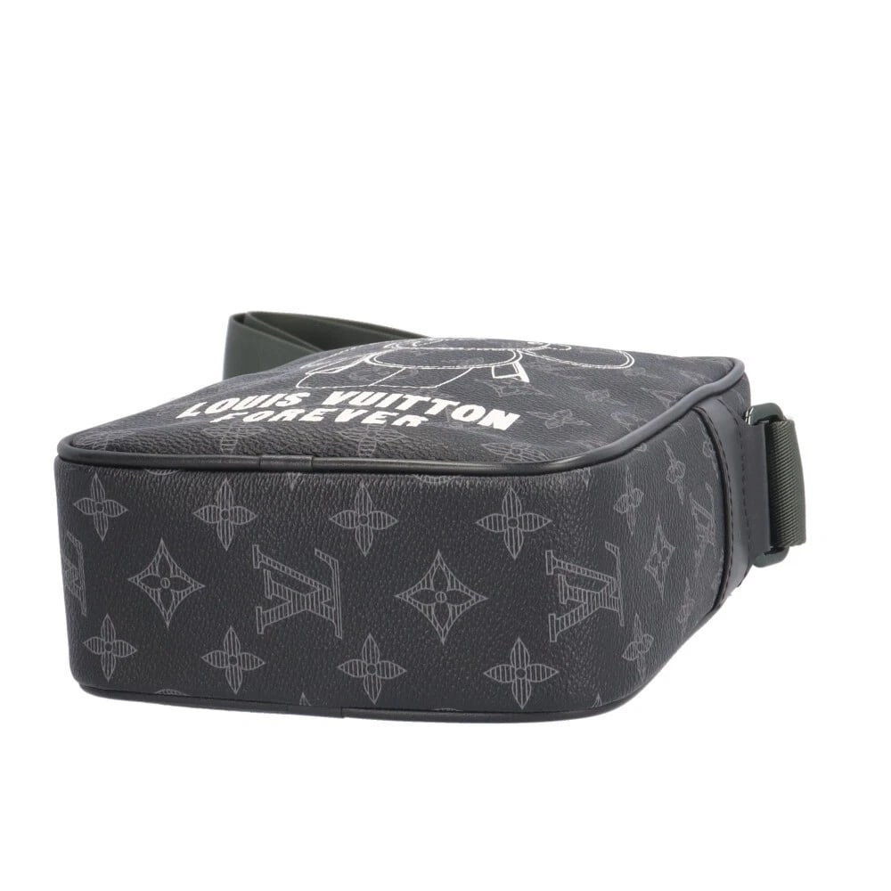 LOUIS VUITTON SHOULDER BAG MONOGRAM ECLIPSE DANUBE - 4