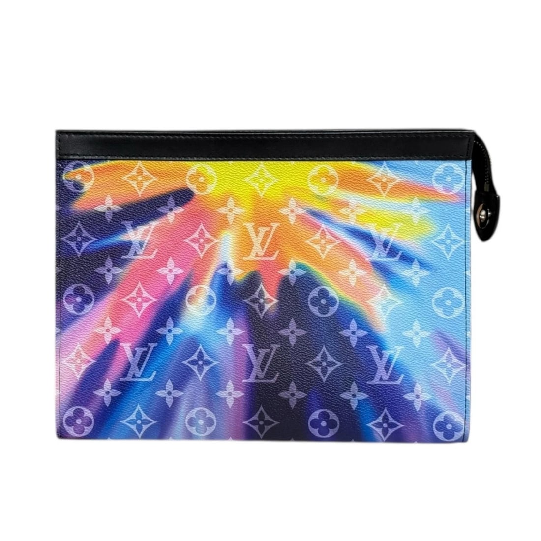 LOUIS VUITTON CLUTCH BAG POCHETTE VOYAGE MM: LOUIS VUITTON Clutch bag Pochette Voyage MM Brand: LOUIS VUITTON Type/Style: Clutch bag Material: Exterior Material monogram sunset canvas Color: Exterior color multicolor Size: W10.4 x H7.9 x D2.4inc