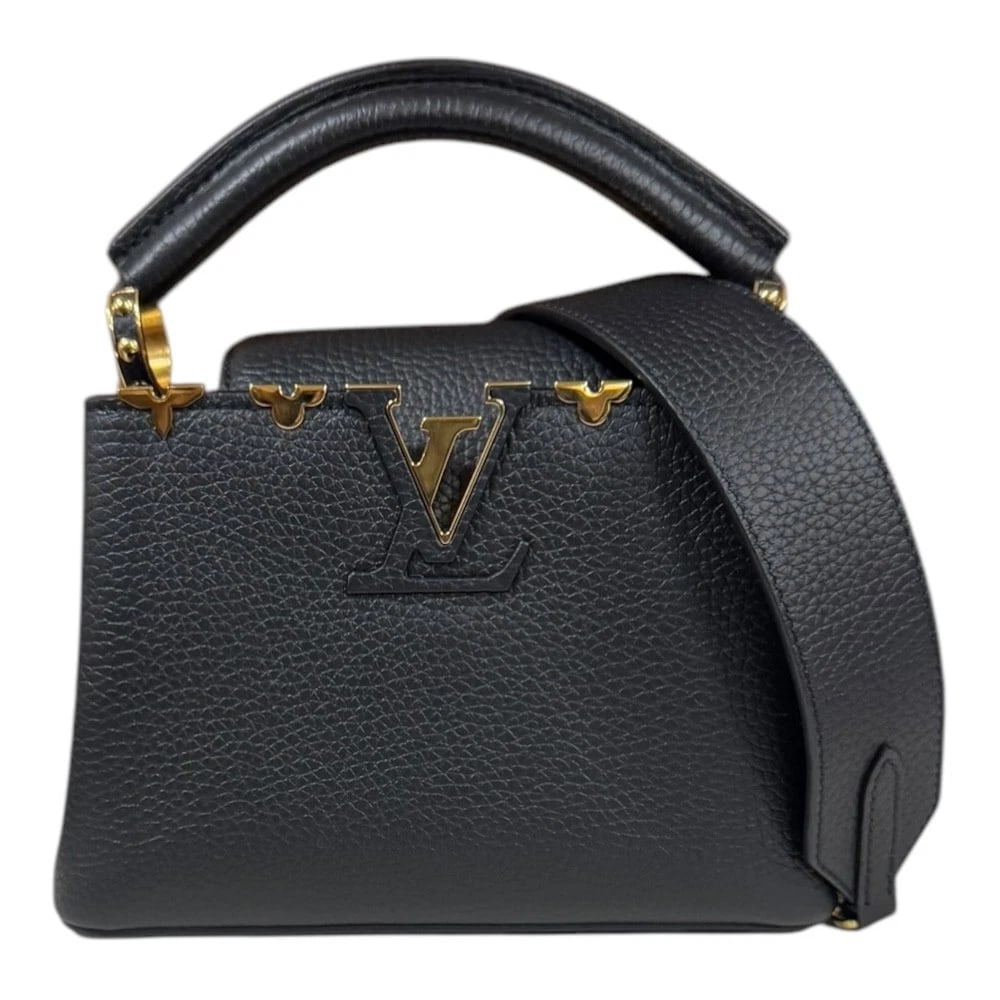 LOUIS VUITTON SHOULDER BAG CROSS BODY 2WAY: LOUIS VUITTON Shoulder Bag Cross Body 2way Brand: LOUIS VUITTON Type/Style: Shoulder Bag Material: Exterior Material Taurillon Clemence Leather Color: Exterior color Noir Size: W7.9 x H5.1 x D3.0inch 