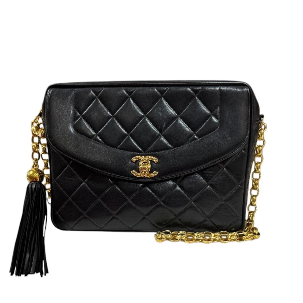 CHANEL SHOULDER BAG CROSS BODY LAMBSKIN CHAIN: CHANEL Shoulder Bag Cross Body lambskin Chain Brand: CHANEL Type/Style: Shoulder Bag Material: Exterior Material lambskin Color: Exterior color black Size: W8.7 x H6.5 x D2.8inch Accessories: None