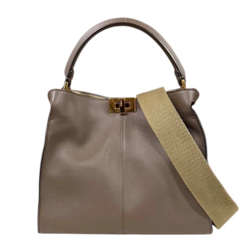 FENDI SHOULDER BAG LEATHER 2WAY: FENDI Shoulder Bag leather 2way Brand: FENDI Type/Style: Shoulder Bag Material: Exterior Material leather Color: Exterior color Brown Size: W11.6 x H9.6 x D5.7inch Handle:12.6inch Accessories: Non