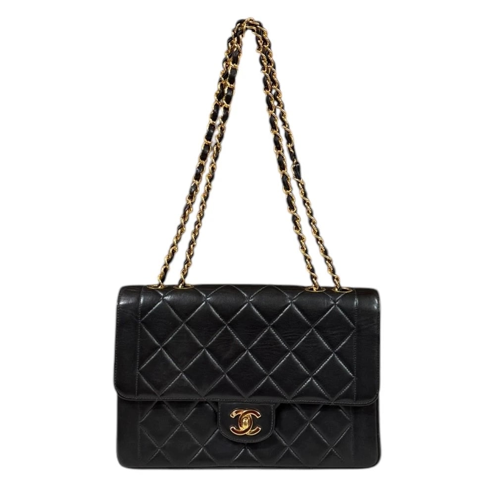 CHANEL SHOULDER BAG LAMBSKIN WCHAIN MATRASSE: CHANEL Shoulder Bag lambskin WChain Matrasse Brand: CHANEL Type/Style: Shoulder Bag Material: Exterior Material lambskin Color: Exterior color black Size: W9.8 x H6.3 x D2.4inch Accessories: None