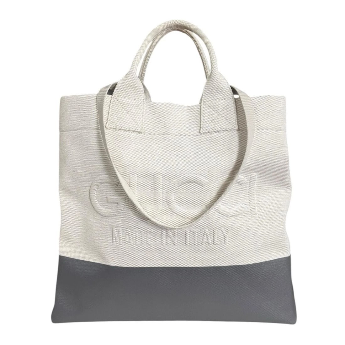 GUCCI TOTE BAG GG CANVAS 2WAY EMBOSSED LOGO: GUCCI Tote Bag GG canvas 2way Embossed logo Brand: GUCCI Type/Style: Tote Bag Material: Exterior Material GG canvas Color: Exterior color gray Size: W18.9 x H18.9 x D6.7inch Handle:16.5inch Access