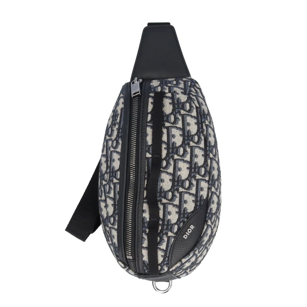 DIOR SLING BAG LEATHER SCARAB: Dior Sling Bag leather Scarab Brand: Dior Type/Style: Sling Bag Material: Exterior Material leather Color: Exterior color black Size: W11.0 x H5.1 x D2.2inch Accessories: None Accessories