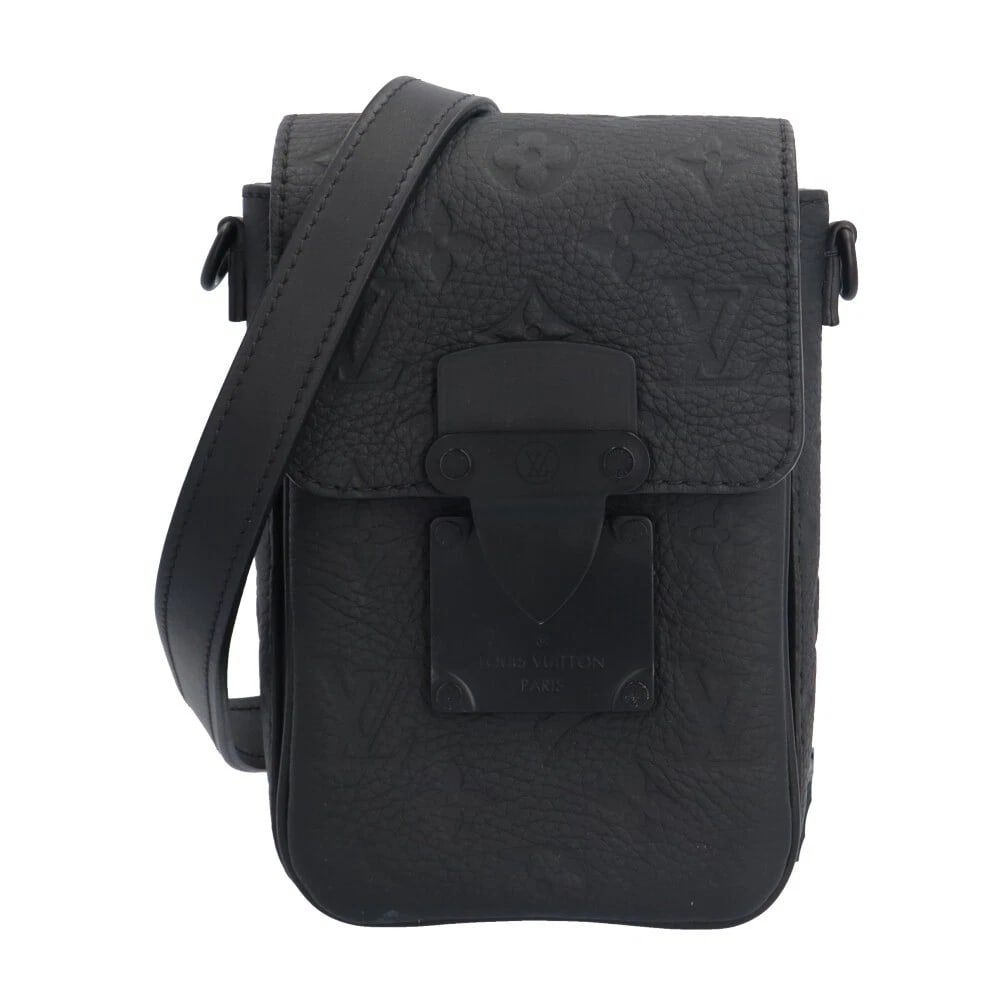 LOUIS VUITTON SHOULDER BAG S LOCK VERTICAL WEARABLE WALLET: LOUIS VUITTON Shoulder Bag S Lock Vertical Wearable Wallet Brand: LOUIS VUITTON Type/Style: Shoulder Bag Material: Exterior Material Taurillon Clemence Leather Color: Exterior color black Size: W4.7 x