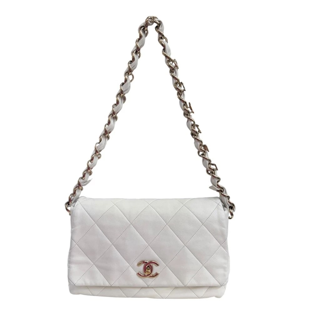 CHANEL SHOULDER BAG LEATHER CHAIN MATRASSE: CHANEL Shoulder Bag leather Chain Matrasse Brand: CHANEL Type/Style: Shoulder Bag Material: Exterior Material leather Color: Exterior color white Size: W11.0 x H6.9 x D3.1inch Accessories: None