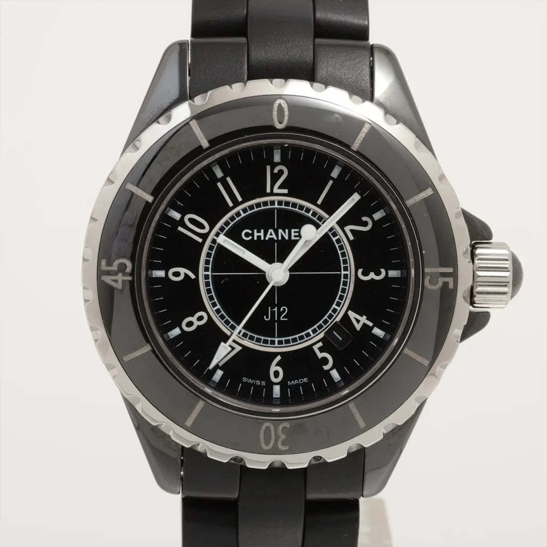 CHANEL J12 CE?SS QZ BLACK DIAL WATCH: Chanel J12 Ce?Ss Qz Black Dial Watch Brand: Chanel Type/Style: Wristwatch Material: CE?SS Color: Dial Color Black Size: Case:W1.2 x H1.2inch / W34 x H34 Circumference of Wrist:5.7inch / 14.5