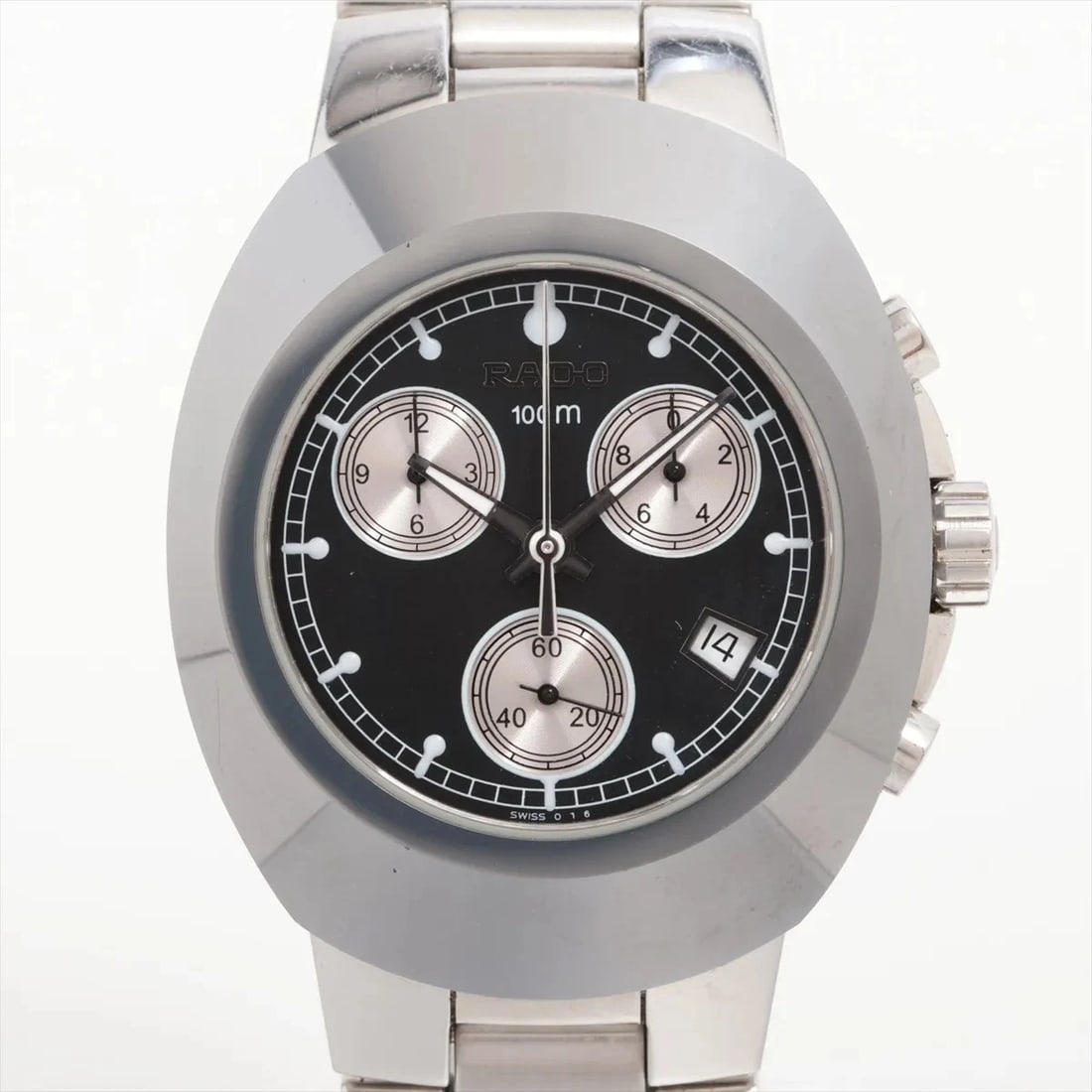 RADO DIASTER SS QZ BLACK DIAL WATCH: Rado Diaster Ss Qz Black Dial Watch Brand: Rado Type/Style: Wristwatch Material: SS Color: Dial Color Black Size: Case:W1.2 x H1.6inch / W38 x H46 Circumference of Wrist:6.5inch / 16.5 Accessories: