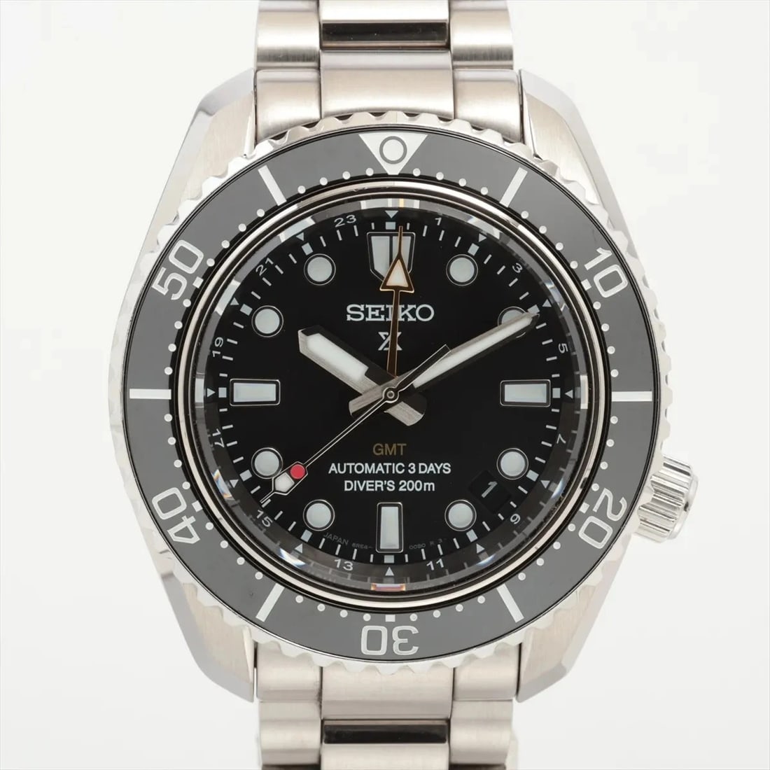 SEIKO PROSPEX DIVER HERITAGE GMT SS AT BLACK DIAL WATCH: Seiko Prospex Diver Heritage Gmt Ss At Black Dial Watch Brand: Seiko Type/Style: Wristwatch Material: SS Color: Dial Color Black Size: Case:W1.6 x H1.6inch / W42 x H48.6 Circumference of Wrist:6.7inch