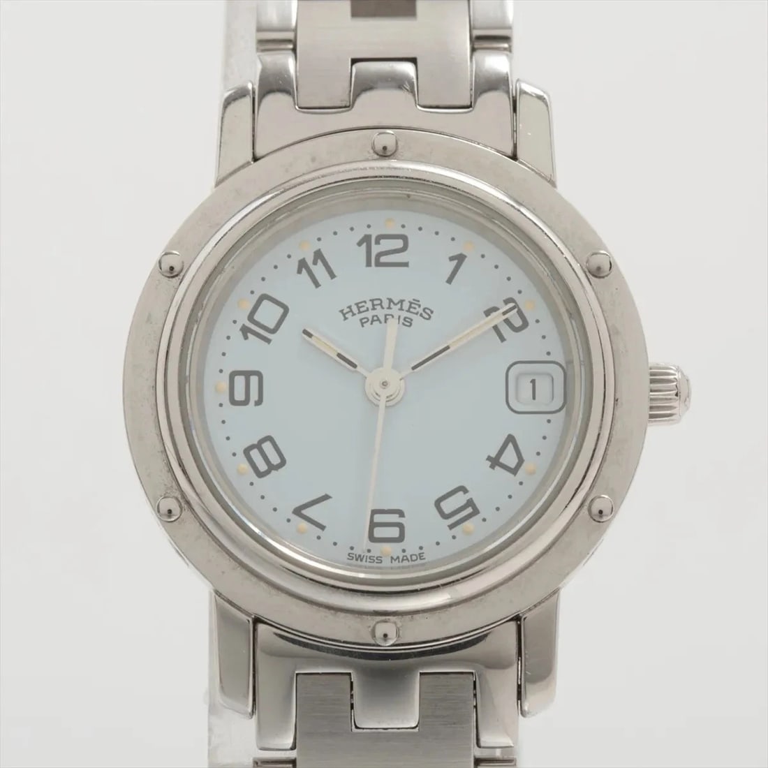 HERMES CLIPPER SS QZ WHITE DIAL WATCH: Hermes Clipper Ss Qz White Dial Watch Brand: Hermes Type/Style: Wristwatch Material: SS Color: Dial Color White Size: Case:W0.8 x H0.8inch / W24 x H24 Circumference of Wrist:6.1inch / 15.5 Accesso