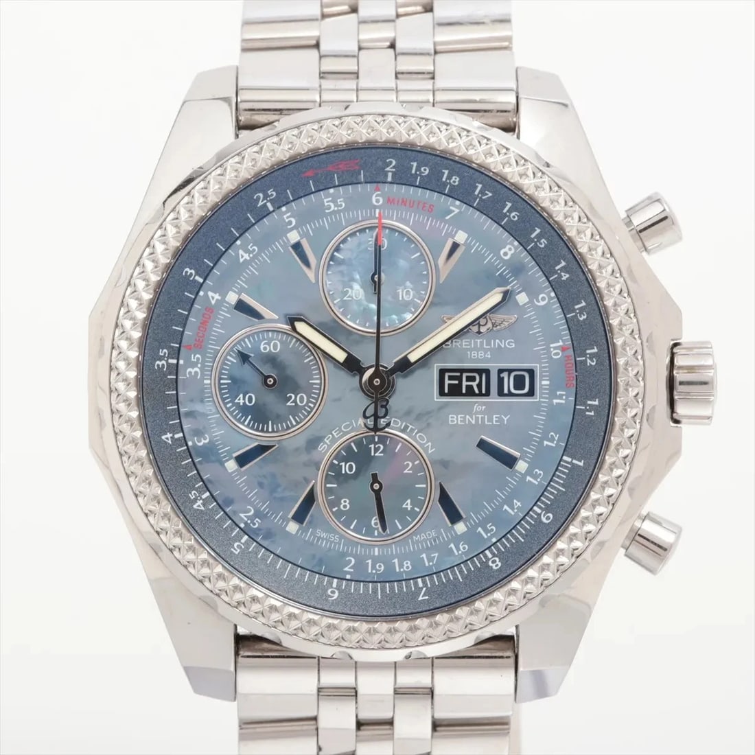 BREITLING BENTLEY GT SS AT BLUESHELL WATCH: Breitling Bentley Gt Ss At Blueshell Watch Brand: Breitling Type/Style: Wristwatch Material: SS Color: Dial Color blue shell Size: Case:W1.6 x H1.6inch / W43 x H43 Circumference of Wrist:6.7inch / 17 