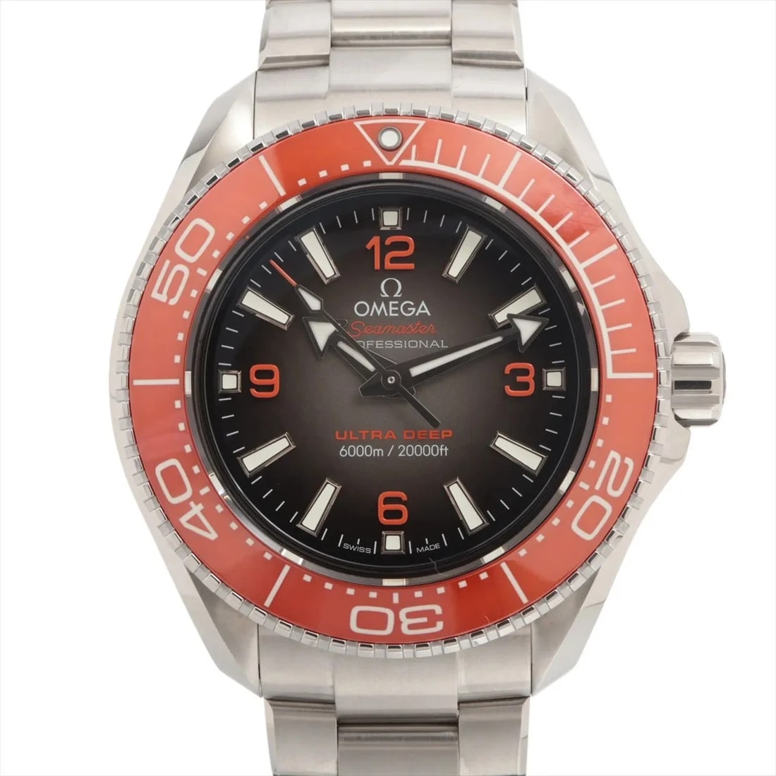 OMEGA SEAMASTER PLANET OCEAN CO-AXIAL MASTER CHRONOMETER WATCH: Omega Seamaster Planet Ocean Co-Axial Master Chronometer Watch Brand: Omega Type/Style: Wristwatch Material: SS Color: Dial Color Black Size: Case:W1.6 x H1.6inch / W45.5 x H45.5 Circumference of Wris
