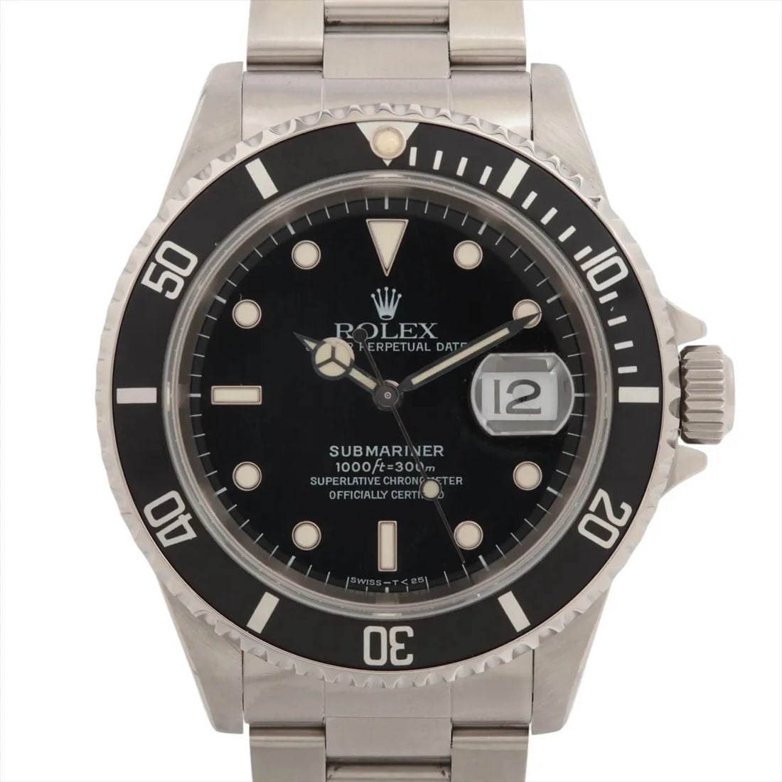 ROLEX SUBMARINER DATE SS AT BLACK DIAL WATCH: Rolex Submariner Date Ss At Black Dial Watch Brand: Rolex Type/Style: Wristwatch Material: SS Color: Dial Color Black Size: Case:W1.6 x H1.6inch / W40 x H40 Circumference of Wrist:7.5inch / 19 Acc