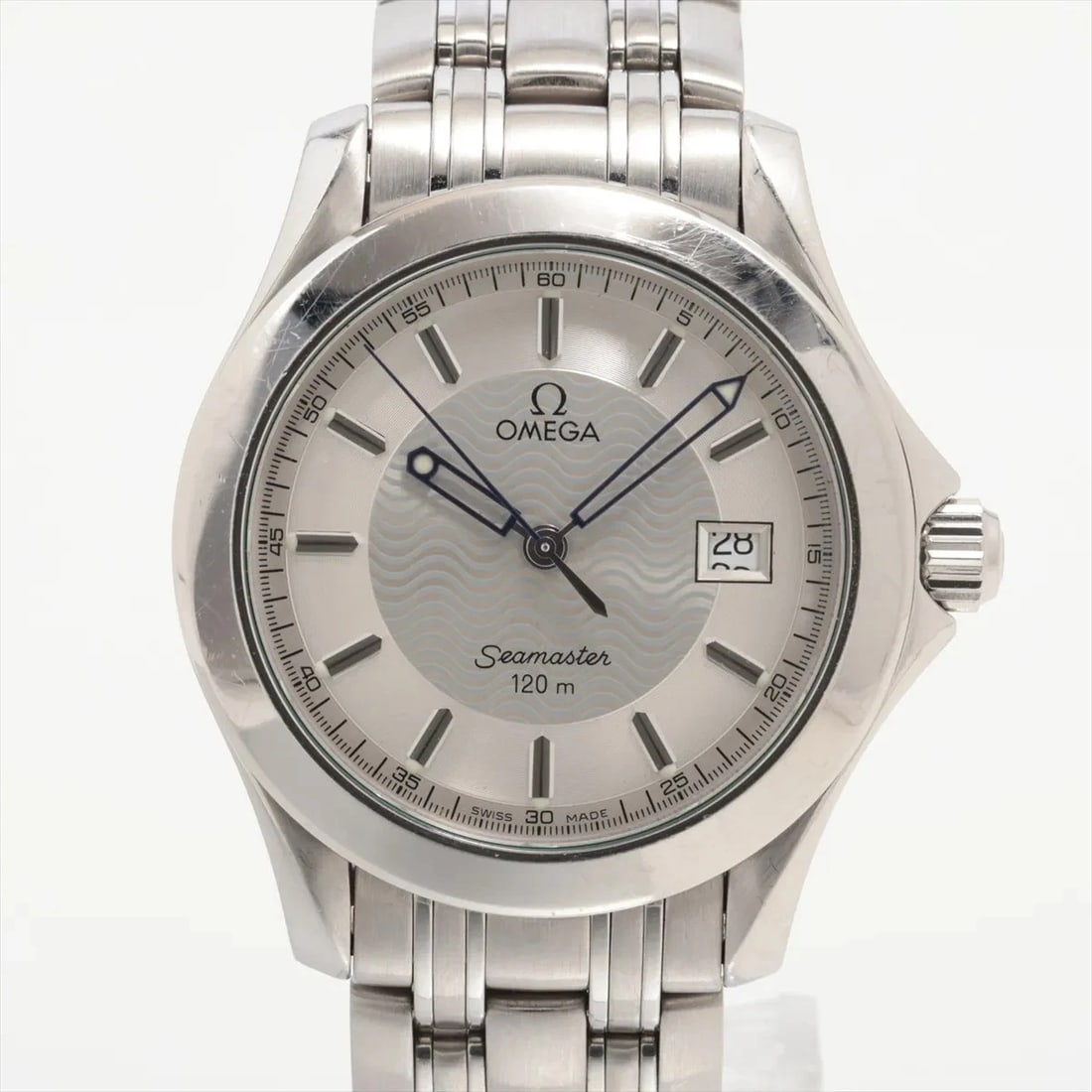 OMEGA SEAMASTER CHRONOMETER SS QZ SILVER WATCH: Omega Seamaster Chronometer Ss Qz Silver Watch Brand: Omega Type/Style: Wristwatch Material: SS Color: Dial Color Silver Size: Case:W1.2 x H1.2inch / W35 x H35 Circumference of Wrist:5.9inch / 15