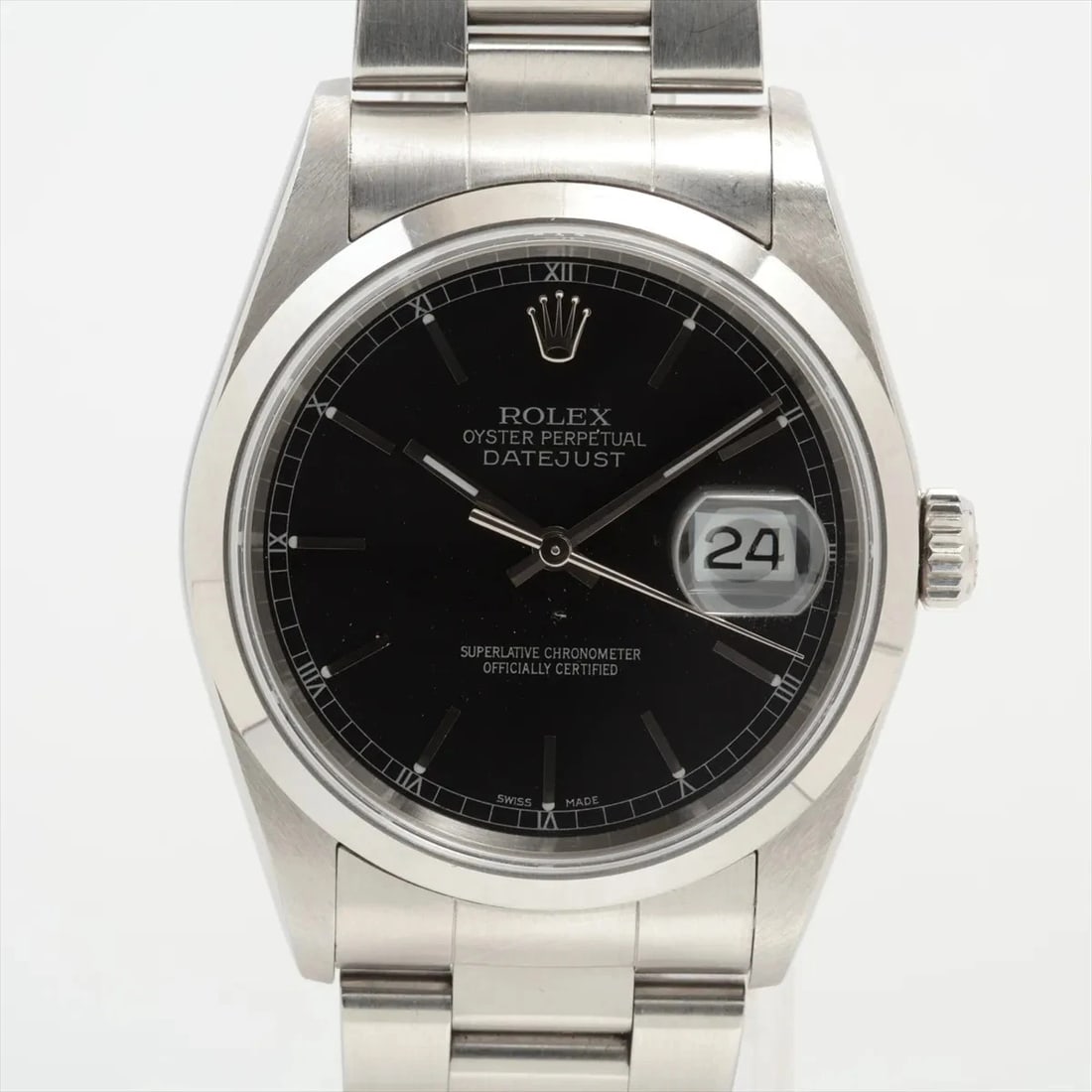 ROLEX DATEJUST SS AT BLACK DIAL WATCH: Rolex Datejust Ss At Black Dial Watch Brand: Rolex Type/Style: Wristwatch Material: SS Color: Dial Color Black Size: Case:W1.2 x H1.2inch / W36 x H36 Circumference of Wrist:5.5inch / 14 Accessorie