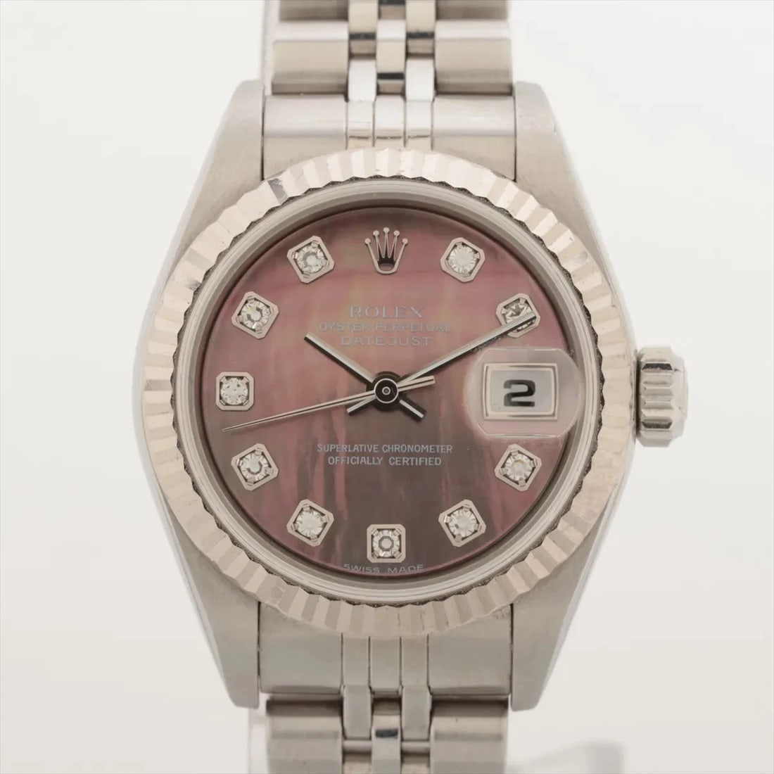 ROLEX LADY DATEJUST AT BLACK-SHELL WATCH: Rolex Lady Datejust At Black-Shell Watch Brand: Rolex Type/Style: Wristwatch Material: SS?WG Color: Dial Color Black shell Size: Case:W0.8 x H0.8inch / W26 x H26 Circumference of Wrist:5.5inch / 14