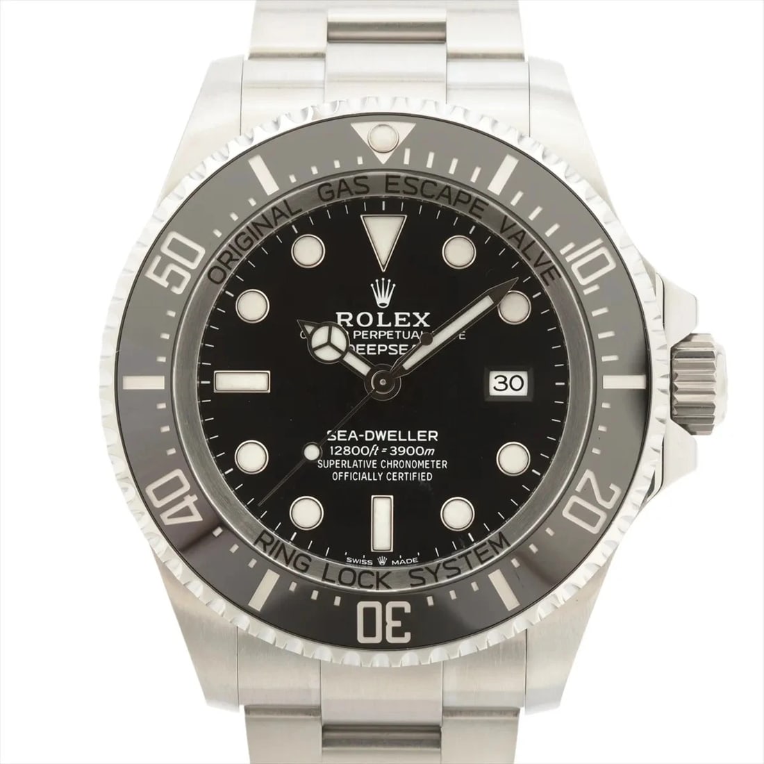 ROLEX SEA-DWELLER DEEP SEA SS AT BLACK DIAL WATCH: Rolex Sea-Dweller Deep Sea Ss At Black Dial Watch Brand: Rolex Type/Style: Wristwatch Material: SS Color: Dial Color Black Size: Case:W1.6 x H1.6inch / W44 x H44 Accessories: None Accessor