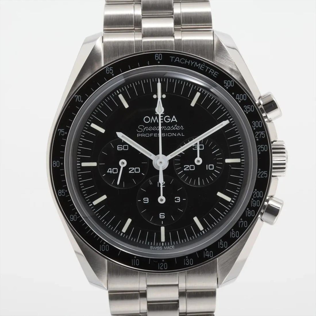 OMEGA SPEEDMASTER MOONWATCH PROFESSIONAL CHRONOMETER WATCH: Omega Speedmaster Moonwatch Professional Chronometer Watch Brand: Omega Type/Style: Wristwatch Material: SS Color: Dial Color Black Size: Case:W1.6 x H1.6inch / W42 x H42 Circumference of Wrist:7.9inc