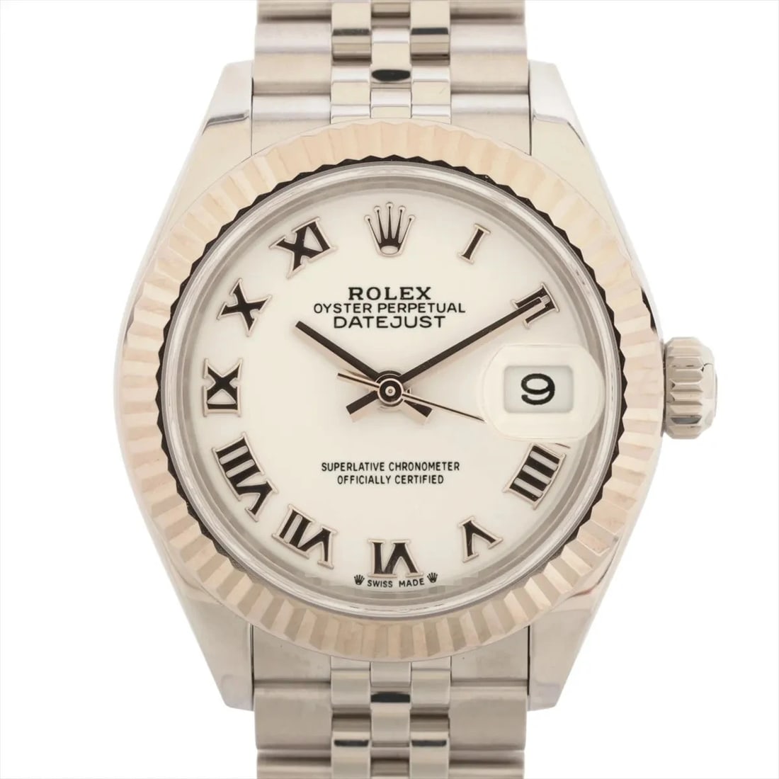 ROLEX LADY DATEJUST AT WHITE DIAL WATCH: Rolex Lady Datejust At White Dial Watch Brand: Rolex Type/Style: Wristwatch Material: SS?WG Color: Dial Color White Size: Case:W0.8 x H0.8inch / W28 x H28 Circumference of Wrist:6.3inch / 16 Acces