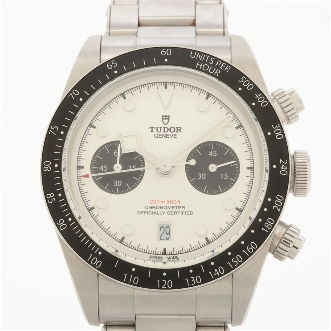 TUDOR BLACK BAY CHRONO SS AT SILVER WATCH: Tudor Black Bay Chrono Ss At Silver Watch Brand: Tudor Type/Style: Wristwatch Material: SS Color: Dial Color Silver Size: Case:W1.6 x H1.6inch / W41 x H41 Circumference of Wrist:6.5inch / 16.5 Acc
