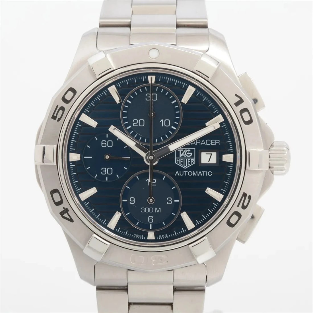 TAG HEUER AQUA RACER SS AT BLUE DIAL PILLOW OUTSIDE WATCH: Tag Heuer Aqua Racer Ss At Blue Dial Pillow Outside Watch Brand: TAG Heuer Type/Style: Wristwatch Material: SS Color: Dial Color Blue Size: Case:W1.6 x H1.6inch / W42 x H42 Circumference of Wrist:6.7i