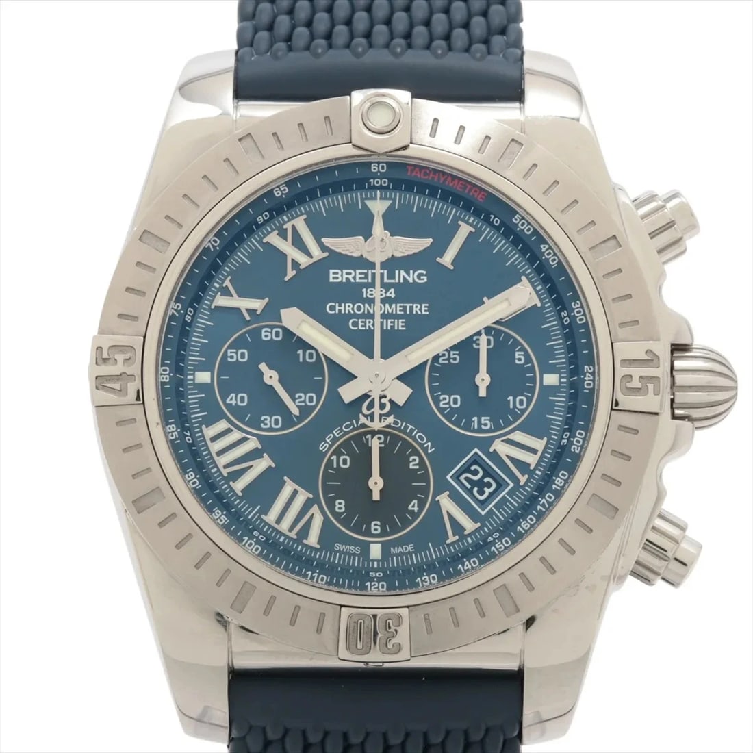 BREITLING CHRONOMAT SS & RUBBER AT BLUE DIAL WATCH: Breitling Chronomat Ss & Rubber At Blue Dial Watch Brand: Breitling Type/Style: Wristwatch Material: SS & Rubber Color: Dial Color Blue Size: Case:W1.6 x H1.6inch / W43 x H43 Circumference of Wrist:7.