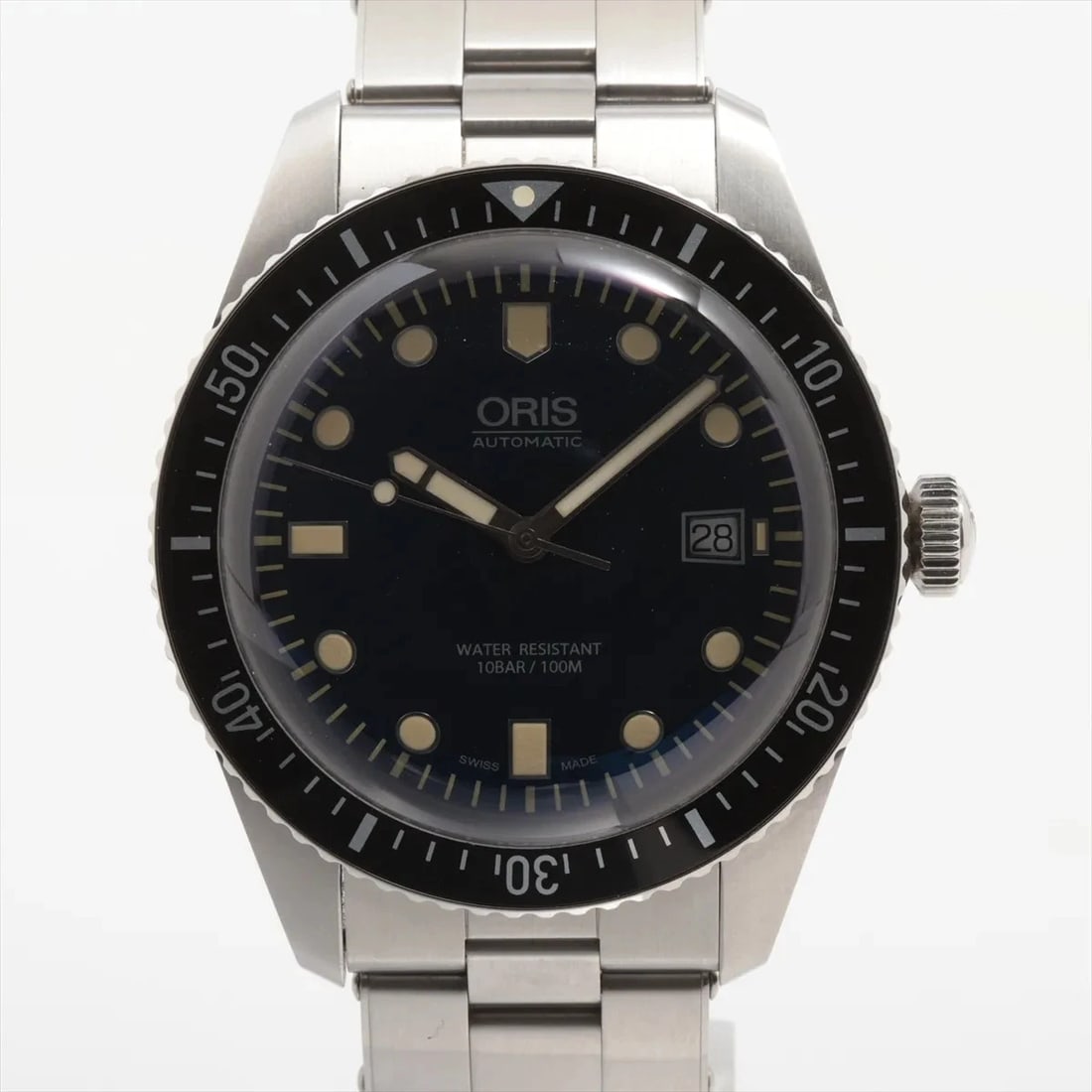 ORIS SS QZ NAVY DIAL WATCH: Oris Ss Qz Navy Dial Watch Brand: Oris Type/Style: Wristwatch Material: SS Color: Dial Color Navy Blue Size: Case:W1.6 x H1.6inch / W42 x H42 Circumference of Wrist:6.7inch / 17 Accessories: None