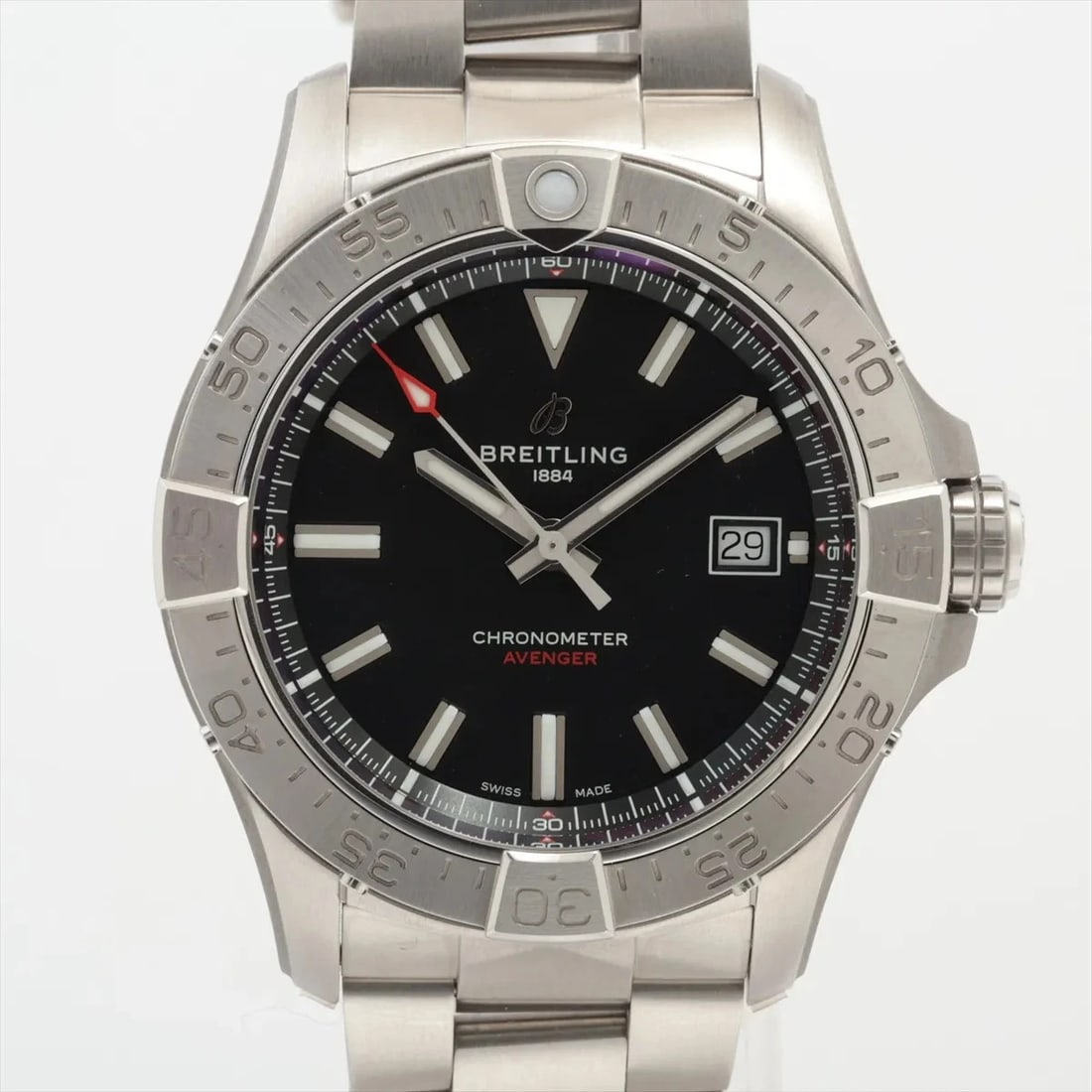 BREITLING AVENGER SS AT BLACK DIAL WATCH: Breitling Avenger Ss At Black Dial Watch Brand: Breitling Type/Style: Wristwatch Material: SS Color: Dial Color Black Size: Case:W1.6 x H1.6inch / W41 x H41 Circumference of Wrist:5.7inch / 14.5 A