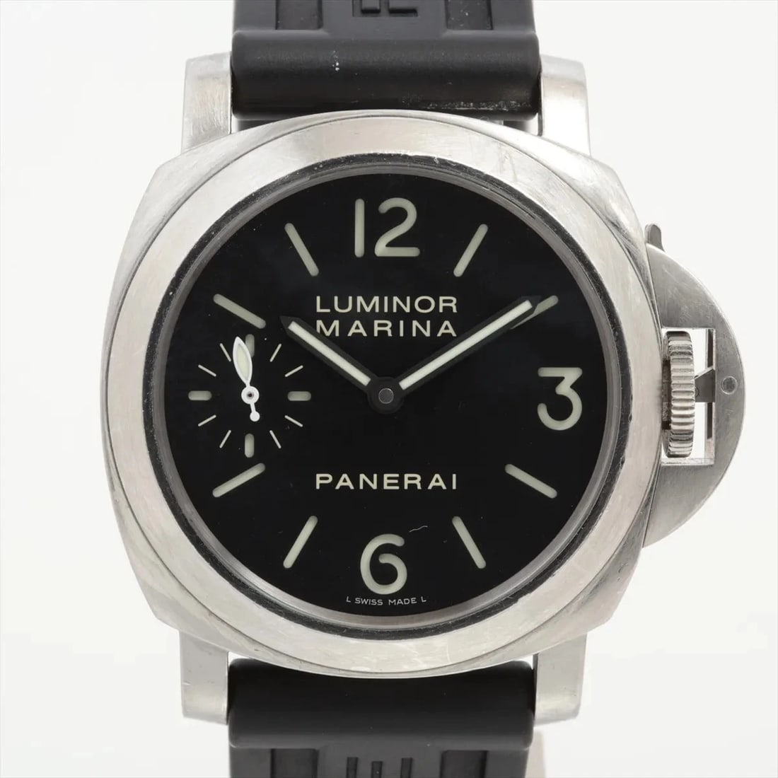 PANERAI LUMINOR MARINA SS & RUBBER AT BLACK DIAL WATCH: Panerai Luminor Marina Ss & Rubber At Black Dial Watch Brand: Panerai Type/Style: Wristwatch Material: SS & Rubber Color: Dial Color Black Size: Case:W1.6 x H1.6inch / W42 x H42 Circumference of Wrist