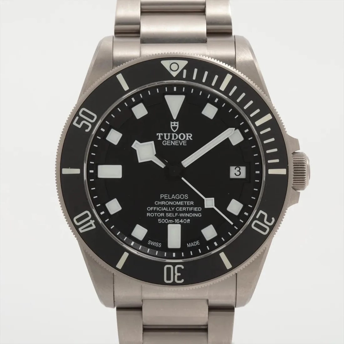 TUDOR PELAGOS TI AT BLACK DIAL WATCH: Tudor Pelagos Ti At Black Dial Watch Brand: Tudor Type/Style: Wristwatch Material: TI Color: Dial Color Black Size: Case:W1.6 x H1.6inch / W42 x H42 Circumference of Wrist:7.5inch / 19 Accessories