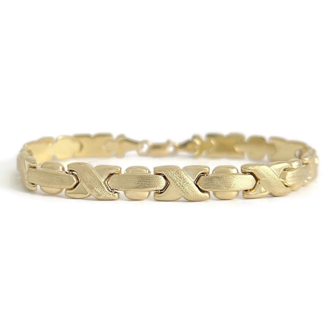 X-LINK BAR CHAIN BRACELET 14K YELLOW GOLD: X-Link Bar Chain Bracelet 14K Yellow Gold Brand: Estate Type/Style: Bracelet Material: 14K Yellow Gold, Color: Gold Size: Length: 6.4 inches Accessories: None Accessories Notice: When purc