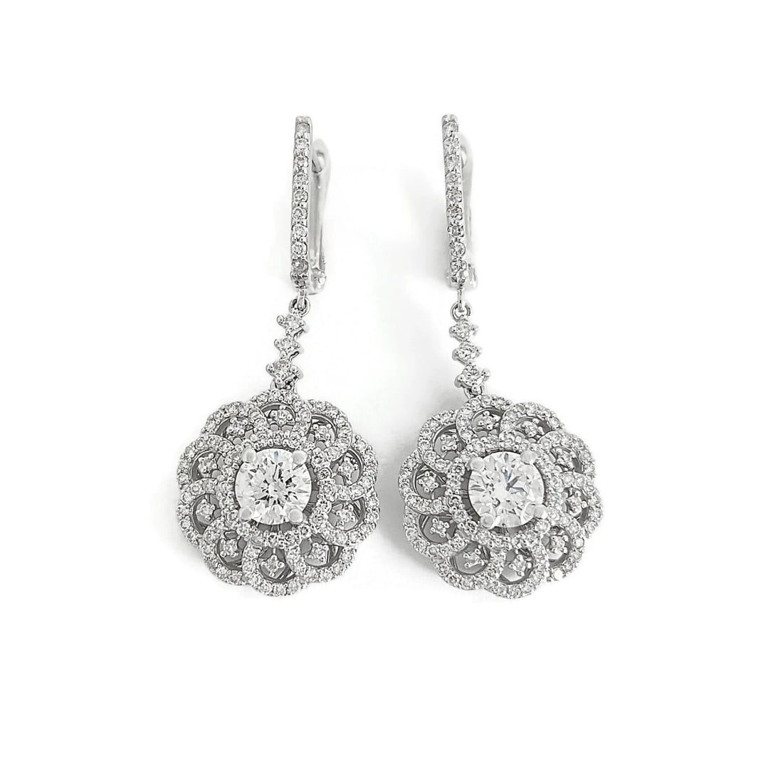 ROUND FILIGREE DIAMOND EARRINGS 14K WHITE GOLD: Round Filigree Diamond Earrings 14K White Gold Brand: Unbranded Type/Style: Earrings Material: 14K White Gold, Main Stone Natural Color: Silver Size: Length: 1.5 inchesWidth: 16.3 mm Accessories: