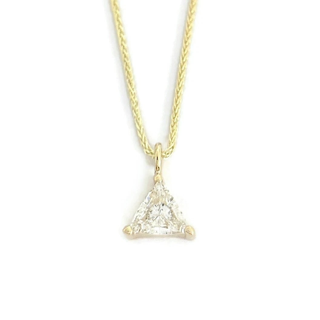 TRILLION SOLITAIRE DIAMOND TRIANGLE PENDANT NECKLACE 14K YELLOW GOLD: Trillion Solitaire Diamond Triangle Pendant Necklace 14K Yellow Gold Brand: Unbranded Type/Style: Necklace Material: 14K Yellow Gold, Main Stone Natural Color: Gold Size: Length: 16 inches Pendant: 9.