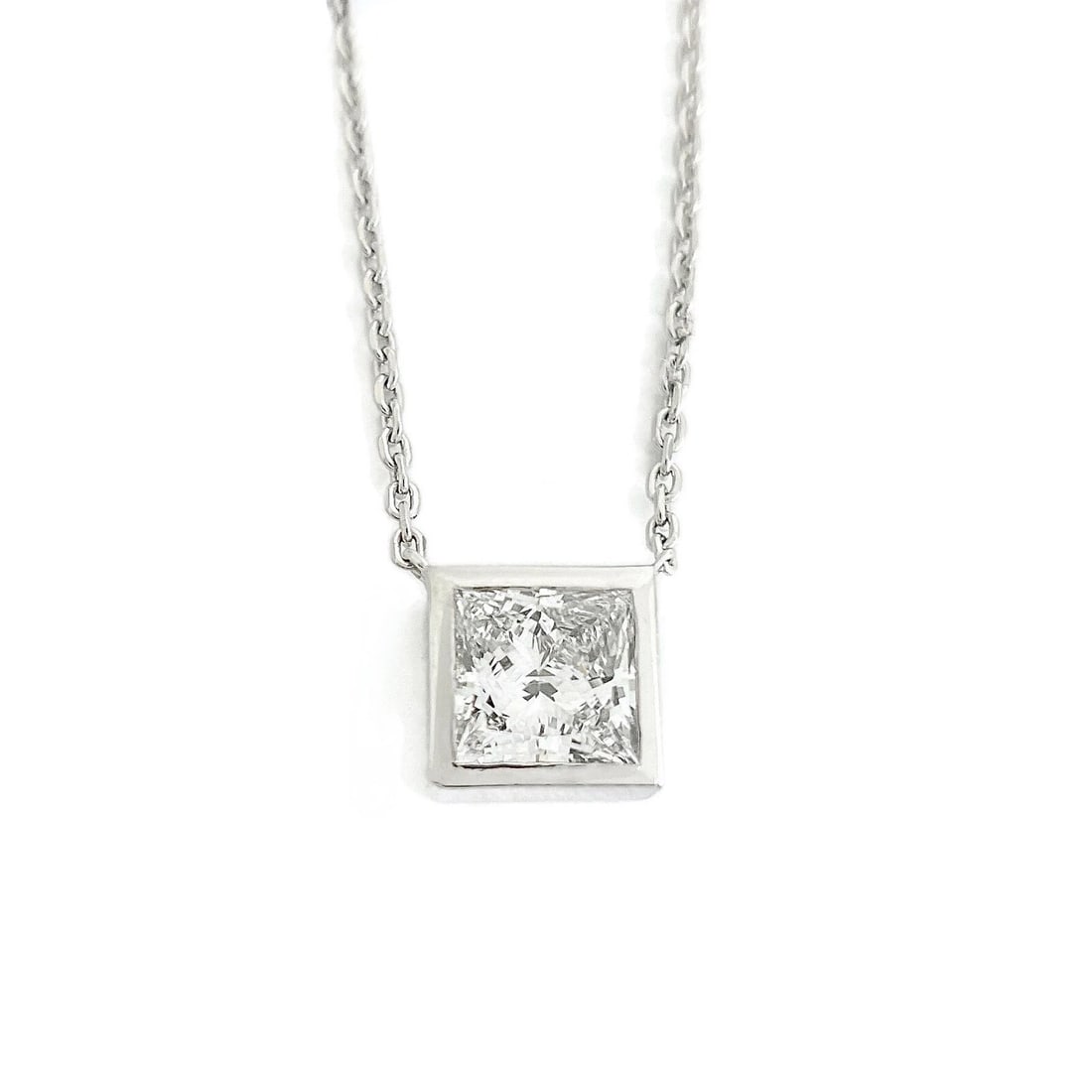 PRINCESS CUT DIAMOND BEZEL SET PENDANT NECKLACE 14K WHITE GOLD: Princess Cut Diamond Bezel Set Pendant Necklace 14K White Gold Brand: Unbranded Type/Style: Necklace Material: 14K White Gold, Main Stone Natural Color: Silver Size: Length: 18 inchesPendant: 10 mm x 
