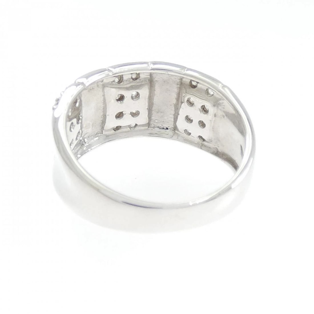 K18WG DIAMOND RING - 3