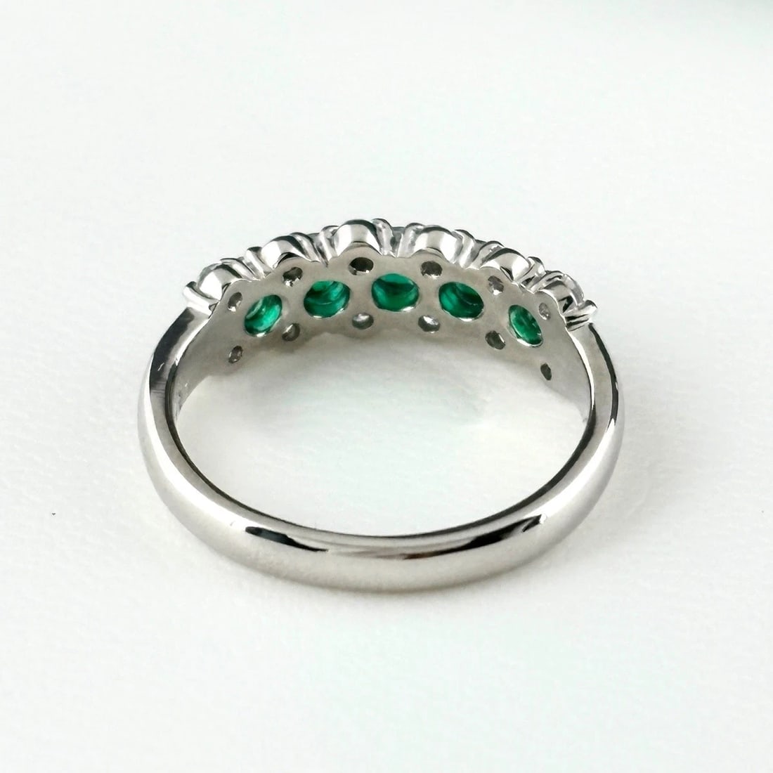 EMERALD DESIGN RING PLATINUM RING - 2