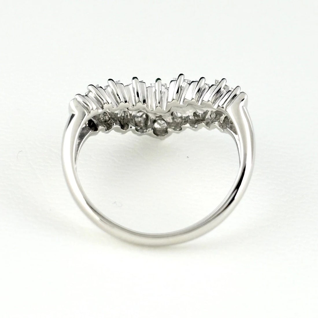MELEE DIAMOND DESIGN RING - 2